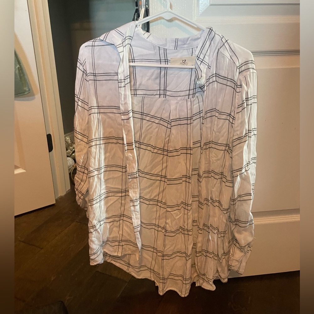 button up size medium